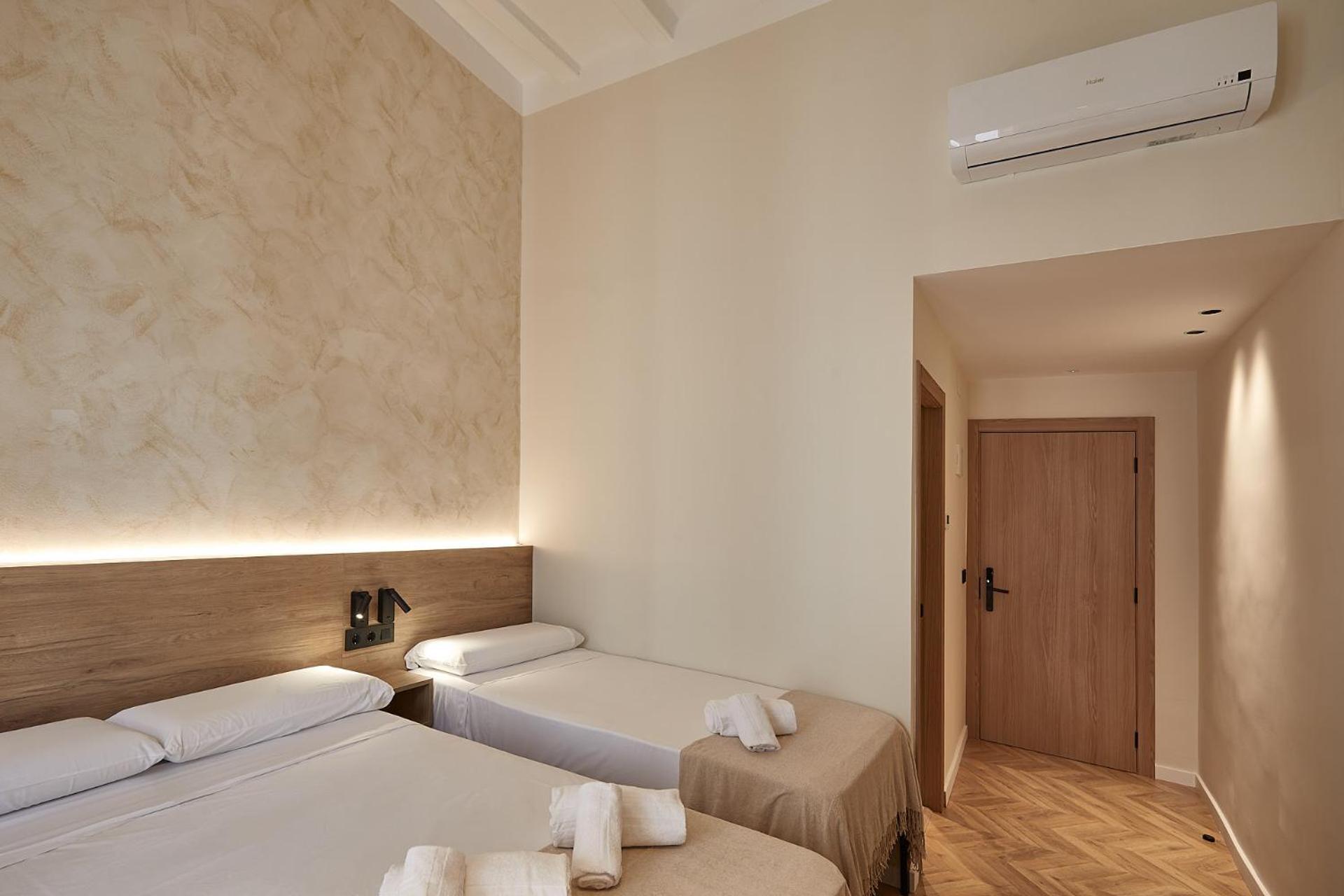 Ella Hostel Boqueria Barselona Dış mekan fotoğraf